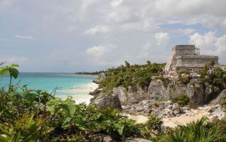 Espectacular panorámica de la ciudad maya de Tulum
