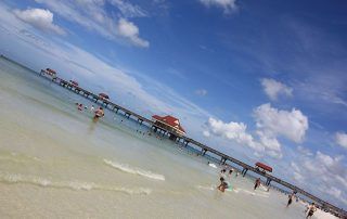 Panorámica del muelle de la playa de clearwater