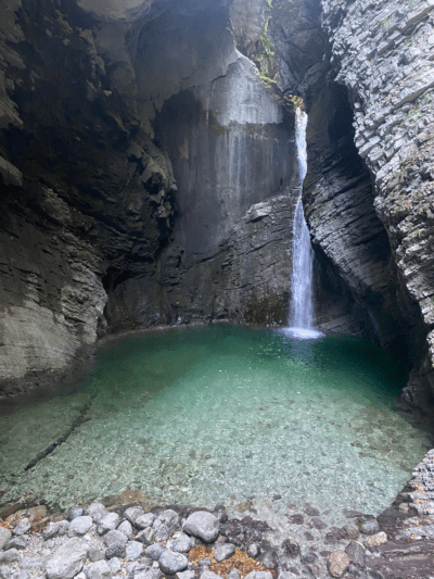 panorámica de la Cascada Kozjak