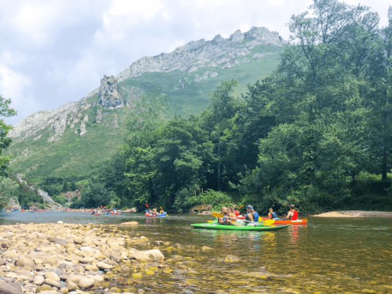 kayak en el río Sella